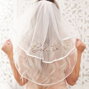 Bachelorette bride to be veil